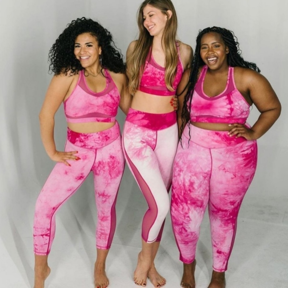 Plus size work out Leggings ziya pink tye dye capri style with mesh on the side